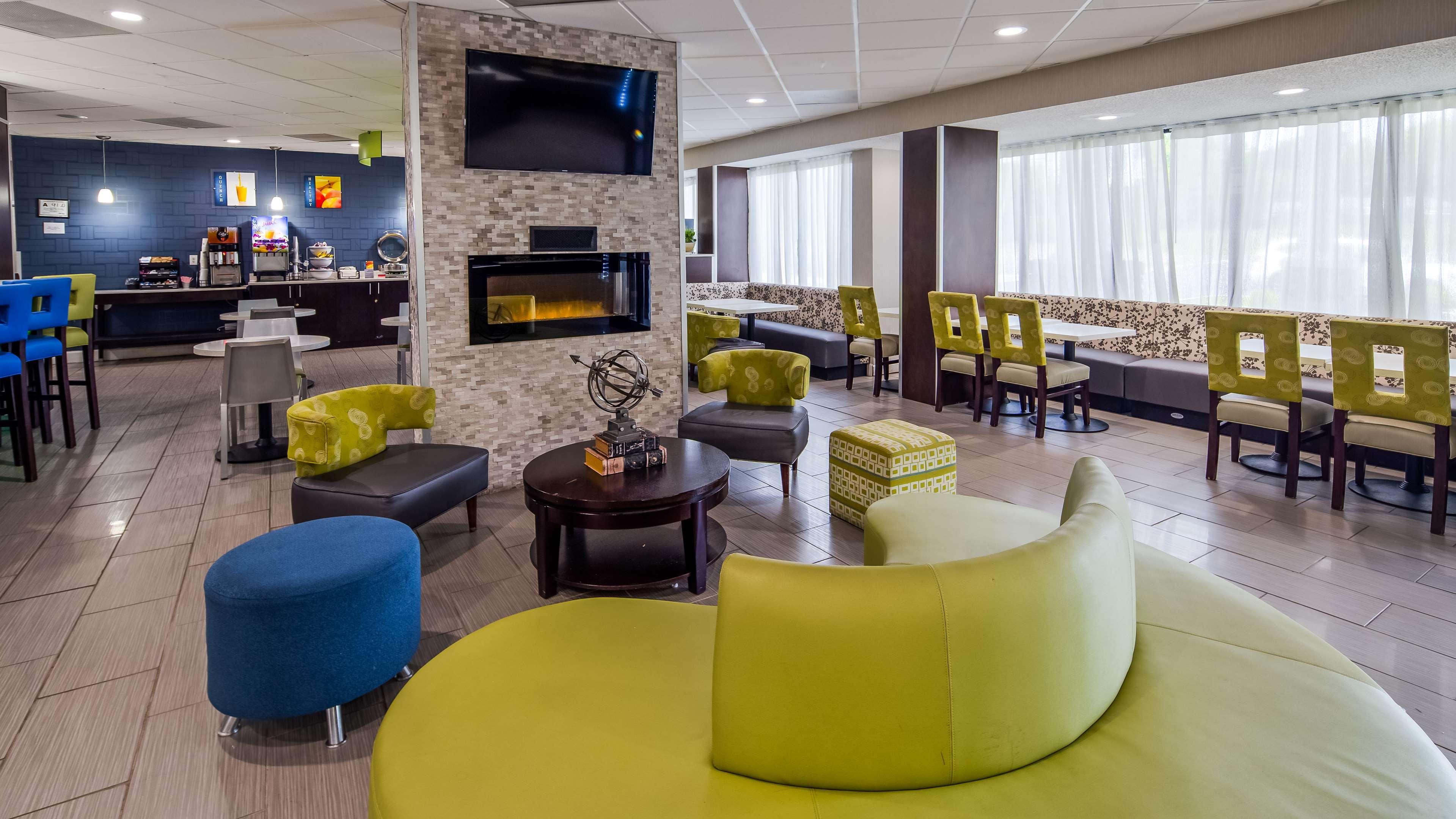 Best Western Plus Hanes Mall Winston-Salem Zewnętrze zdjęcie